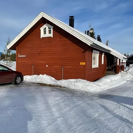 Alpesi faház Yllaestoelli 2 A, Aekaeslompolo