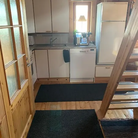 Yllaestoelli 2 A, Aekaeslompolo Alpesi faház *