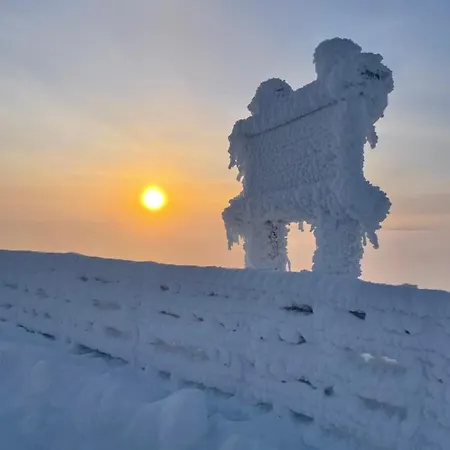 Yllaestoelli 2 A, Aekaeslompolo Domek alpejski Kolari