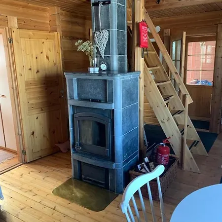 Chalet Yllaestoelli 2 A, Aekaeslompolo *