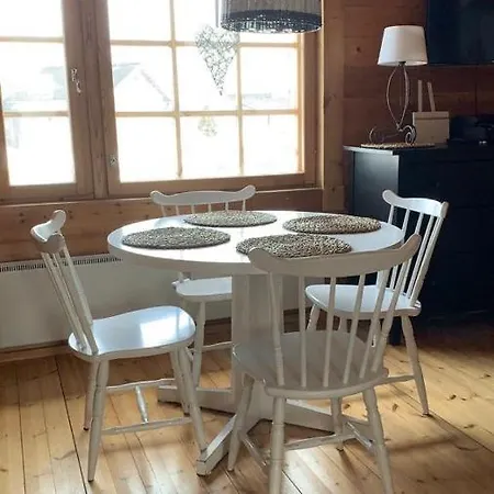 Yllaestoelli 2 A, Aekaeslompolo *