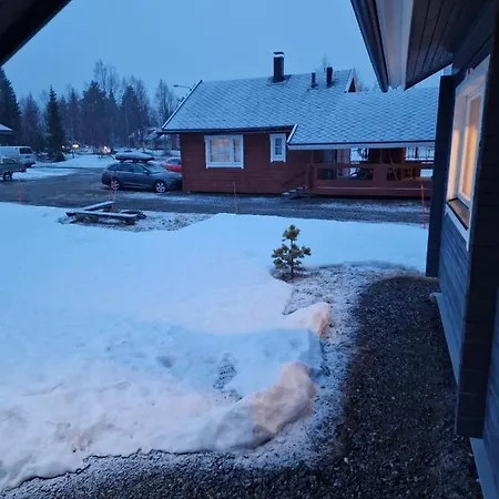 Yllaestoelli 2 A, Aekaeslompolo Horská chata