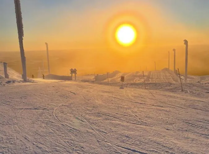 Yllaestoelli 2 A, Aekaeslompolo * Kolari