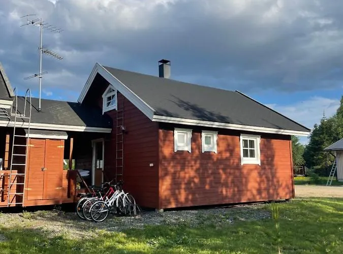 Yllaestoelli 2 A, Aekaeslompolo Kolari