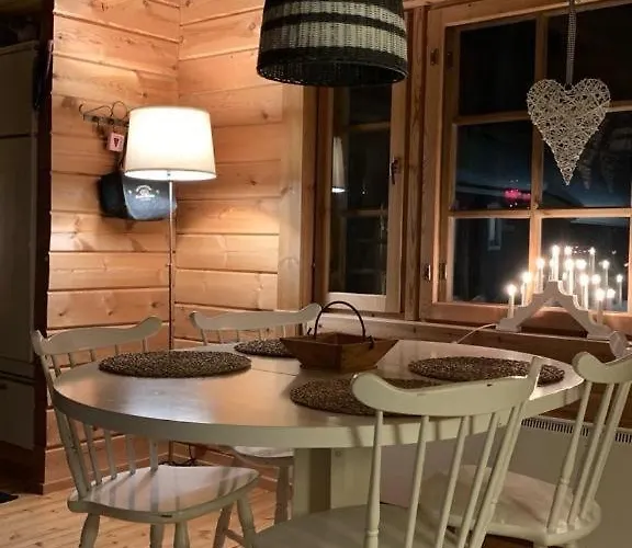 Chalet Yllaestoelli 2 A, Aekaeslompolo *